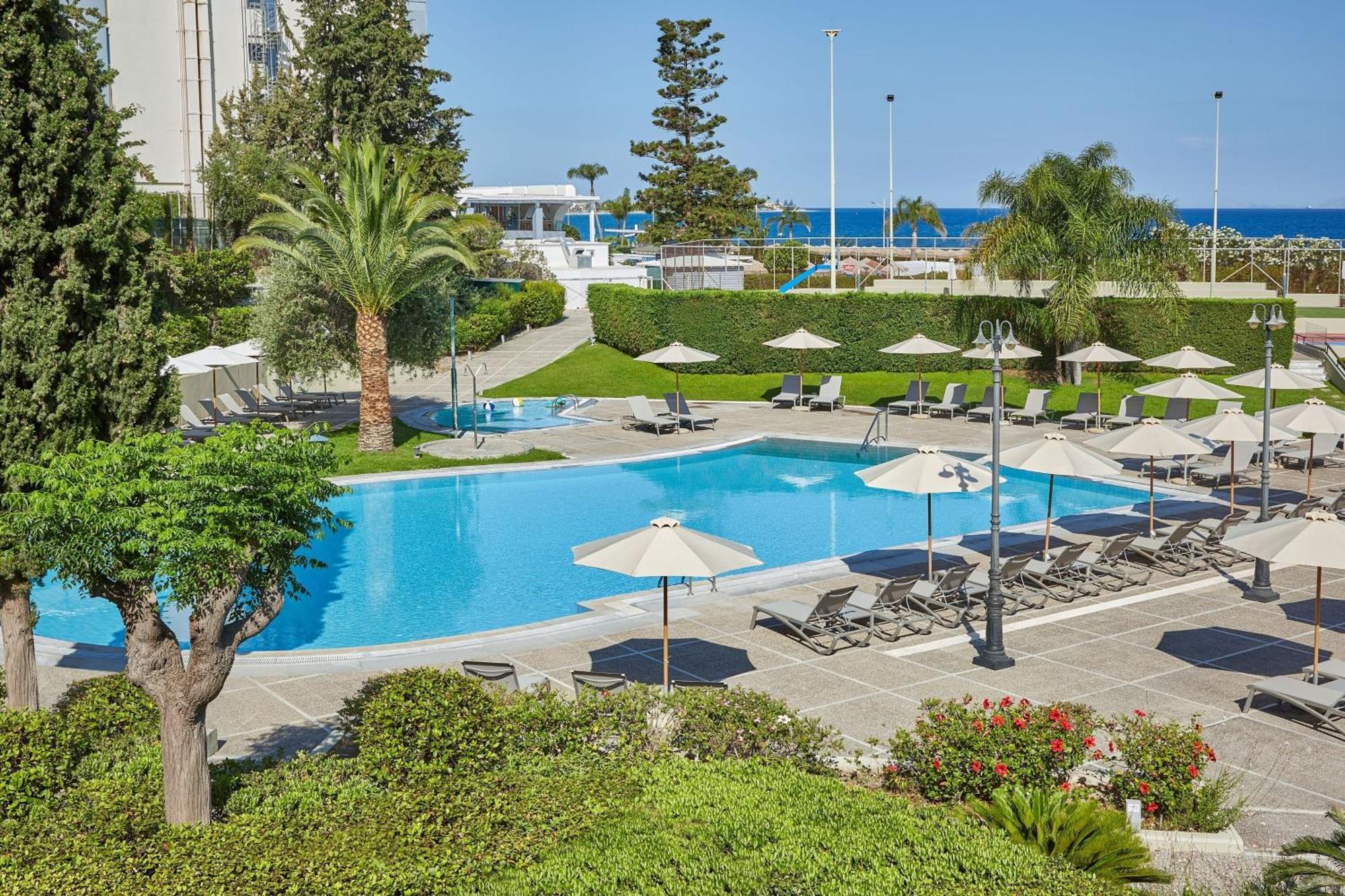 Sheraton Rhodes Resort Ixia  Buitenkant foto